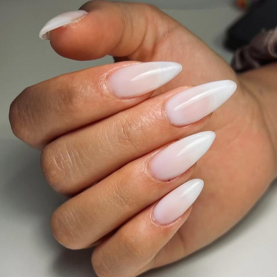 Pose Américaine Nude