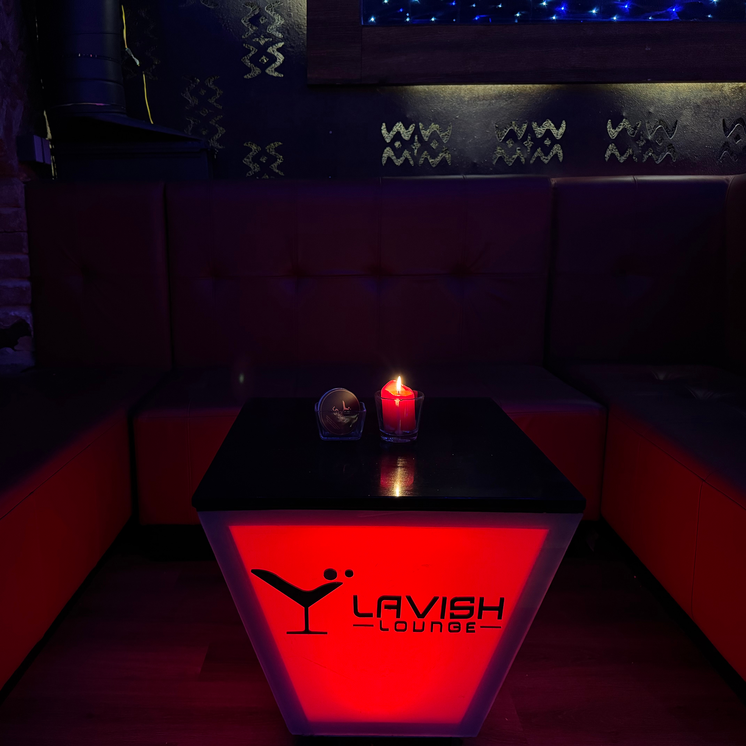 Rezervace stolu - 8 míst #5