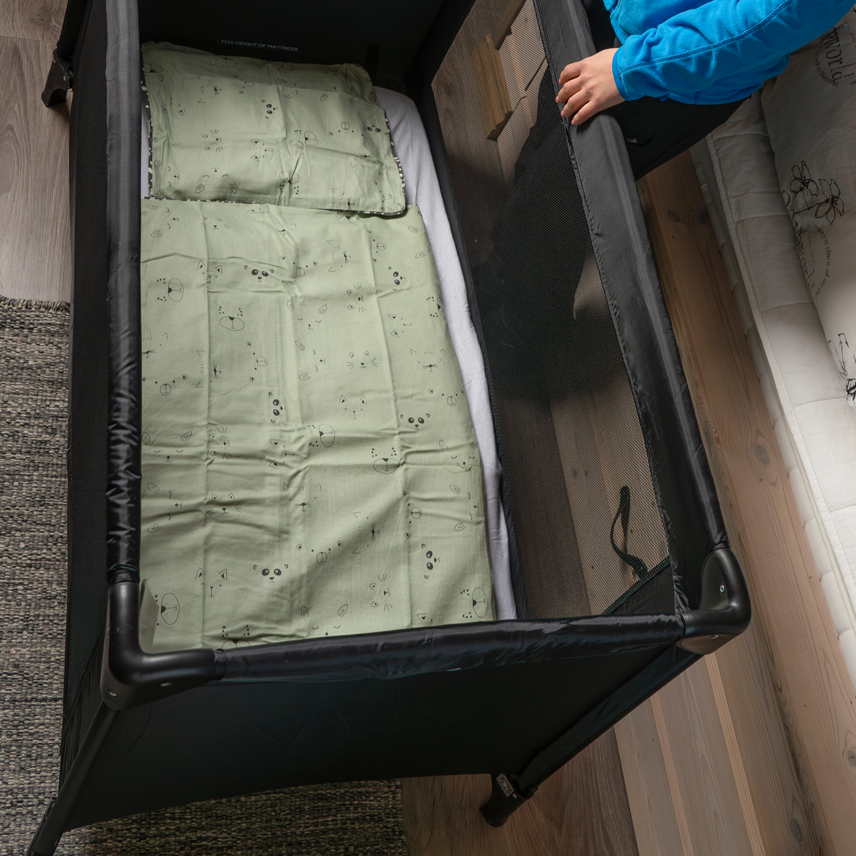 Leie Reiseseng, barn/ med sengetøy/