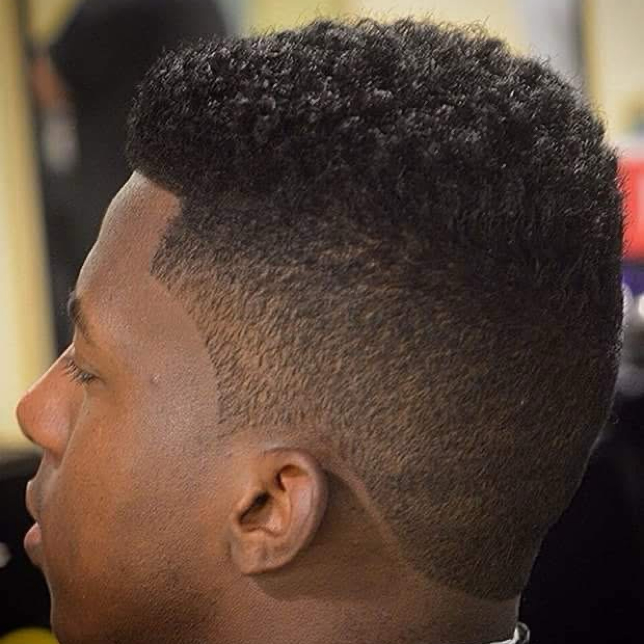 J10 .Disminución con la uno y medio