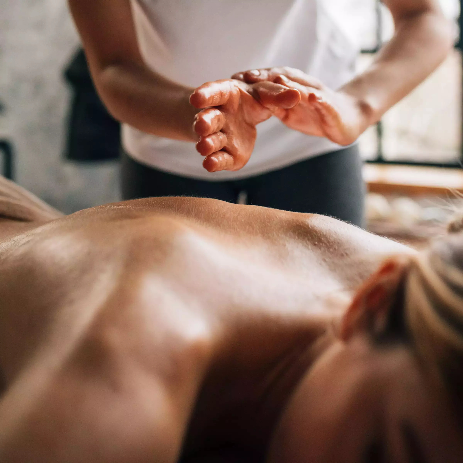 Terapêutica Massage + Ventosas (Alívio Dores).50m