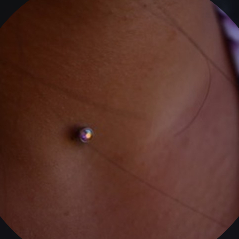 Bijou microdermal classique