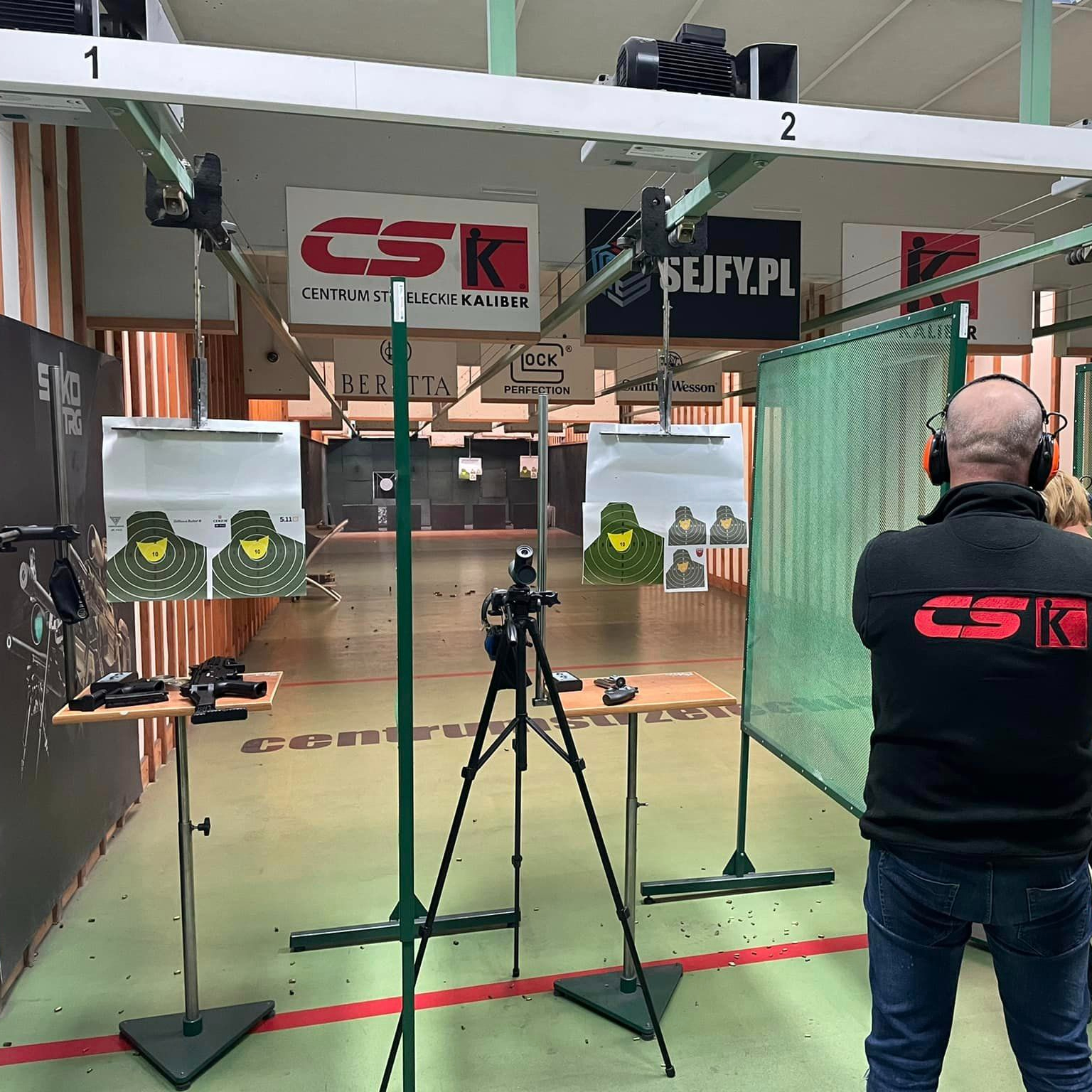 Oś strzelecka 30 minut bez własnej broni