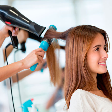 Escova modelada com babyliss