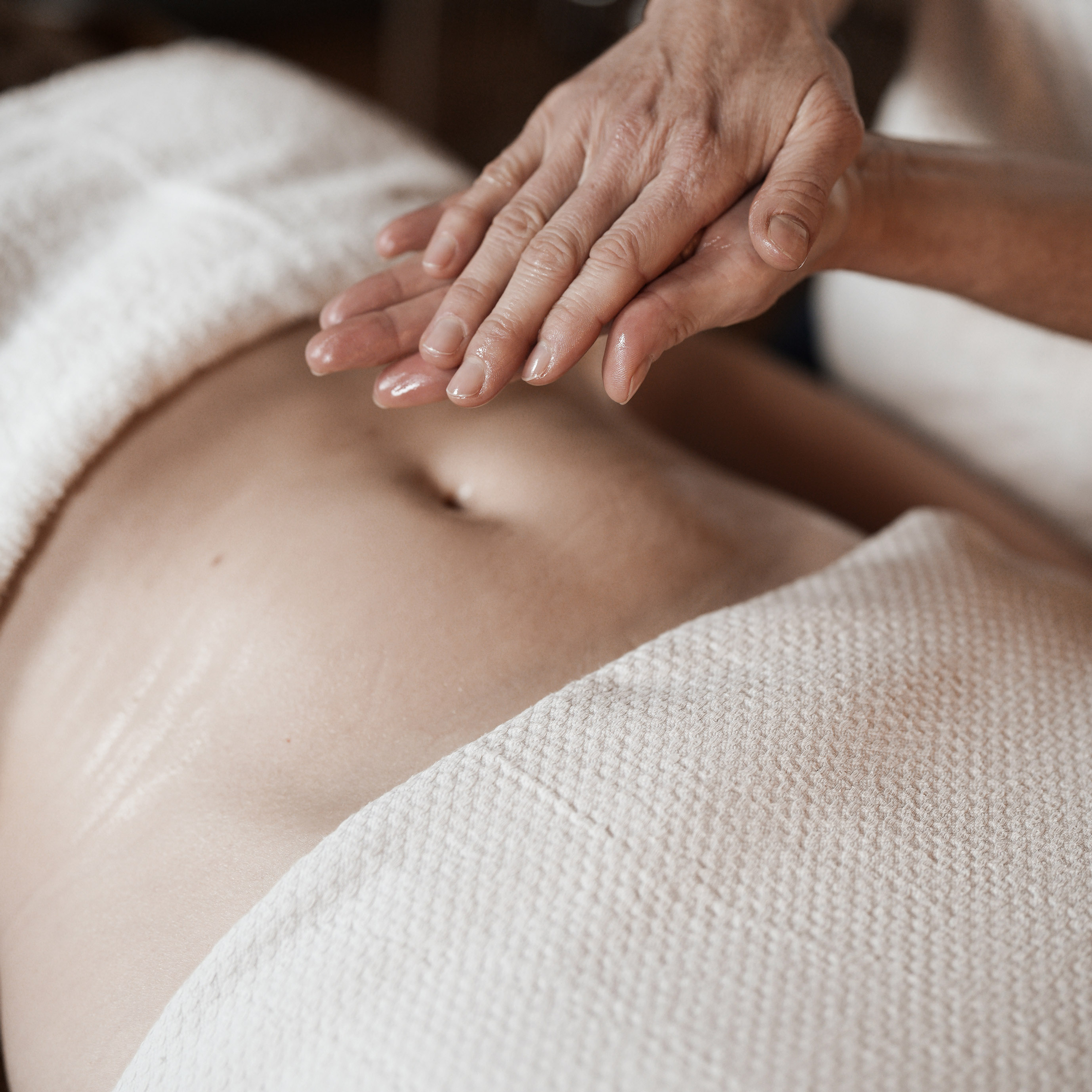 Belly Révolution (massage du ventre)