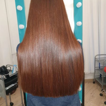 Stříhání konečků vlasů/ Стрижка кончиков (одной длины)