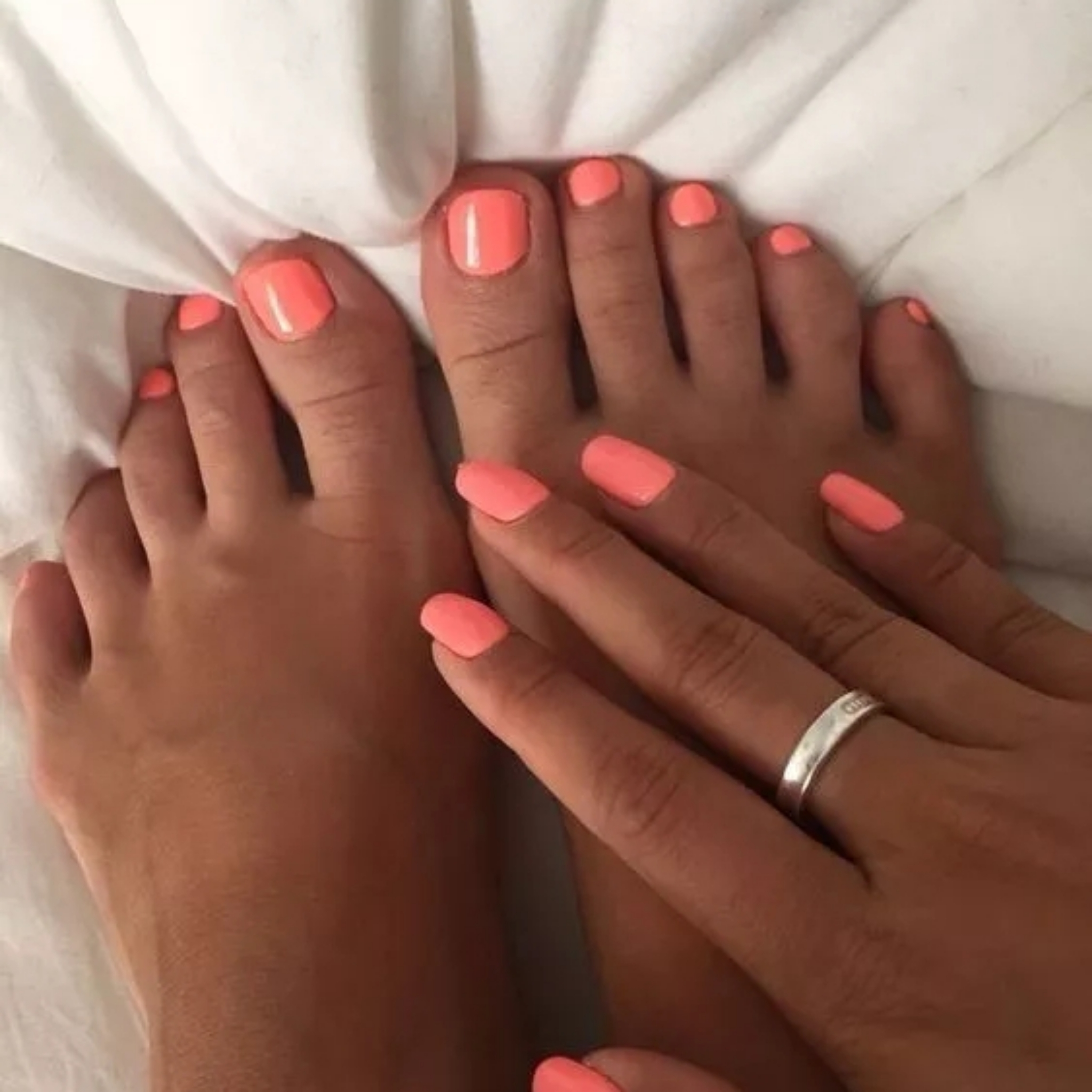 Semip Mani + Pedicure E + Semip Piedi