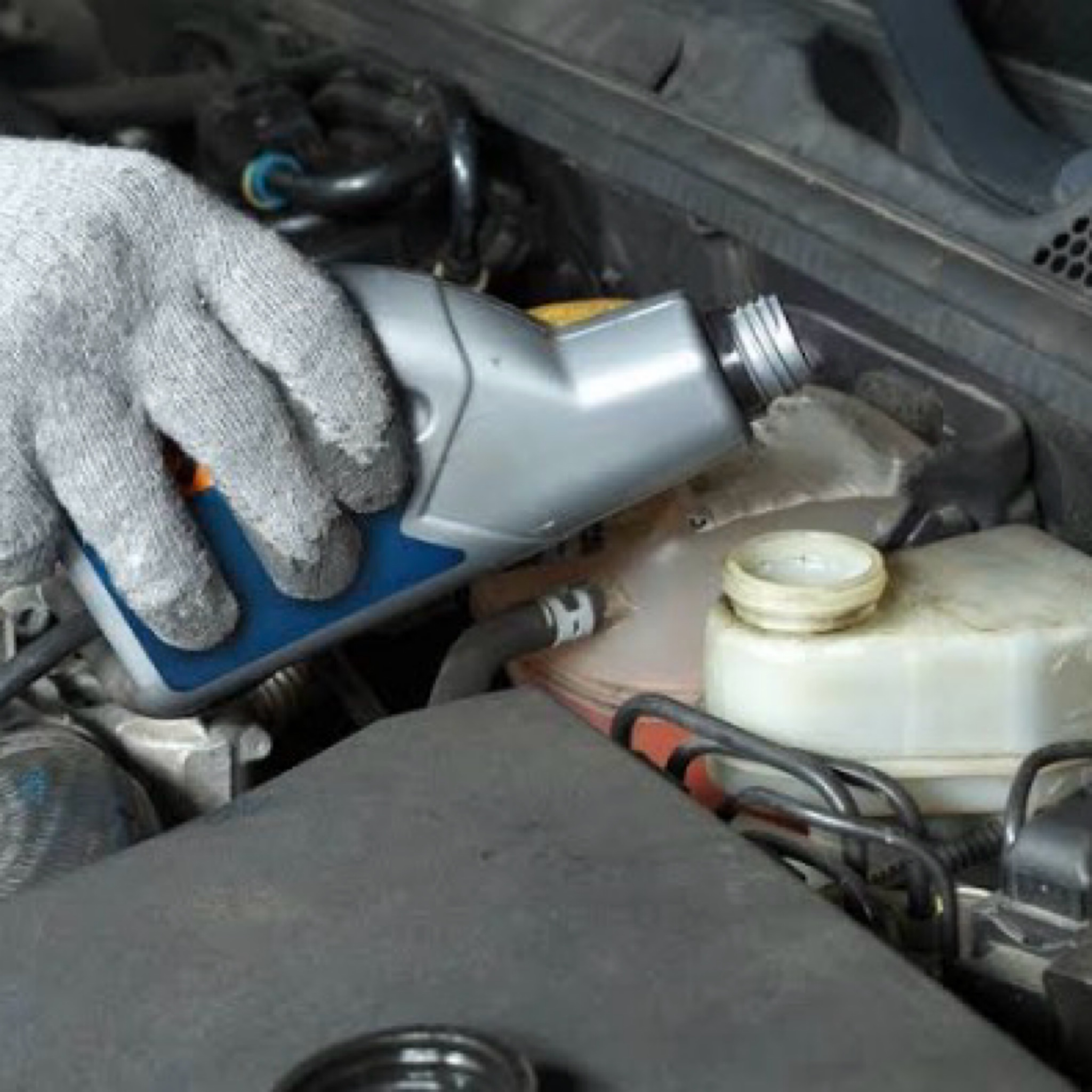 Cambio de liquido de freno.