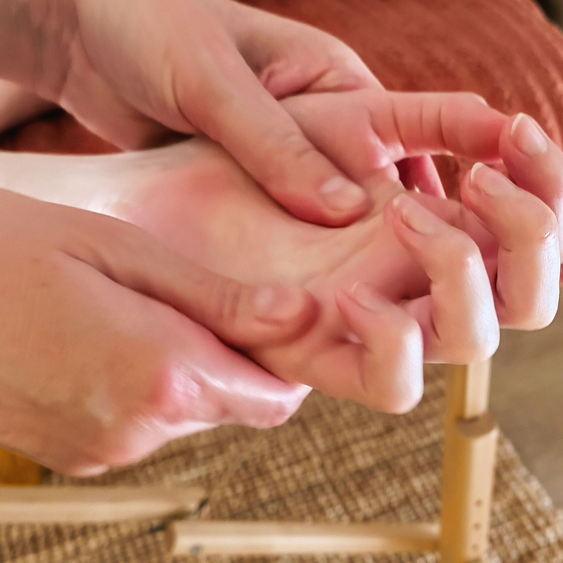 Massage des Extrémités (pieds-mains-visage) 30 min