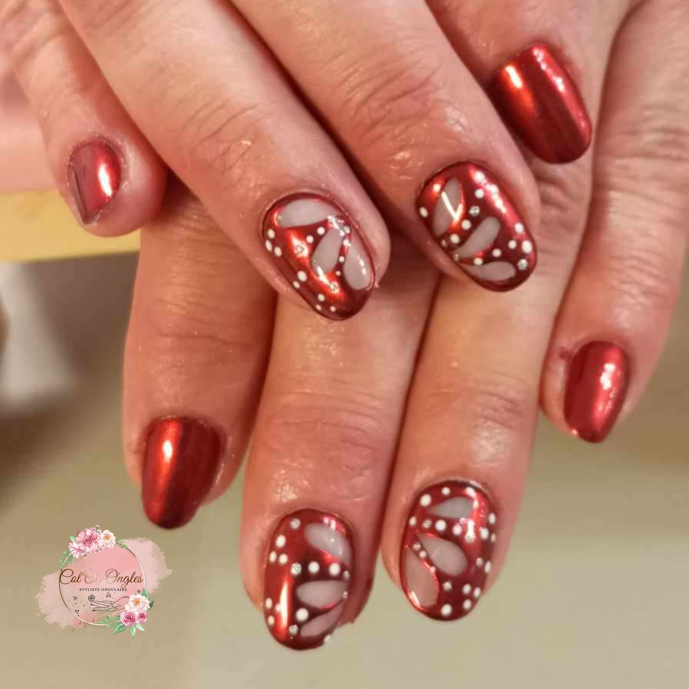 Semi permanent avec Renfort sans décors (nail art)