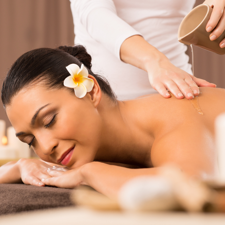 Forró kókuszolajos masszázs