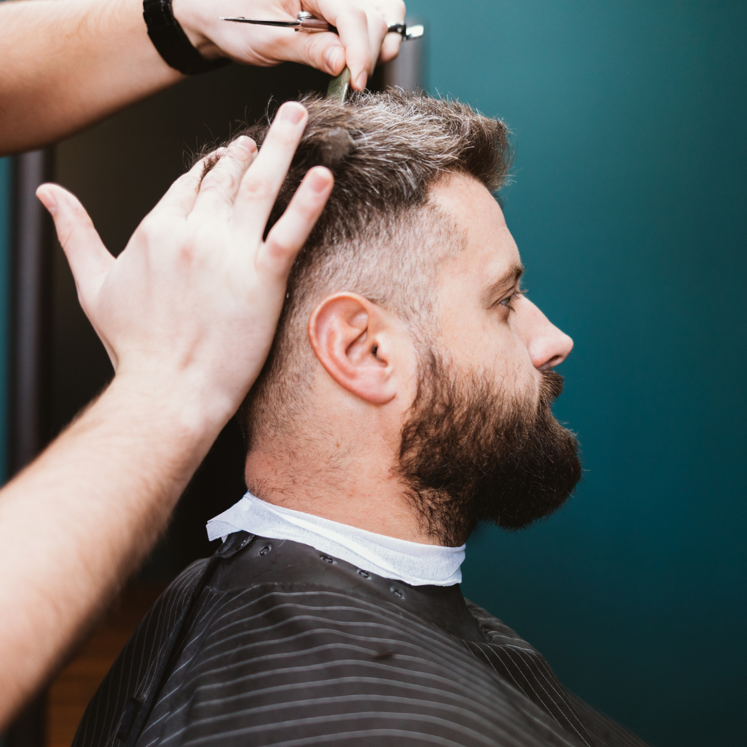 Haj- és szakáll vágás / Haircut and beard trim
