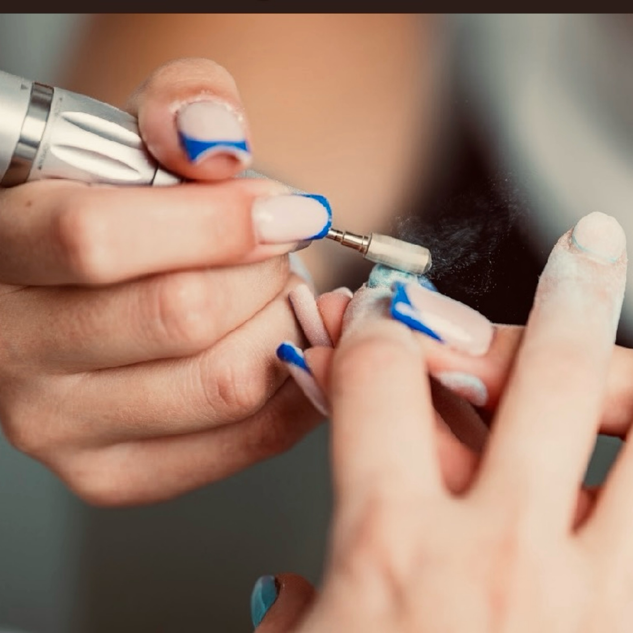 Manikúra & střední modeláž & Nail Art