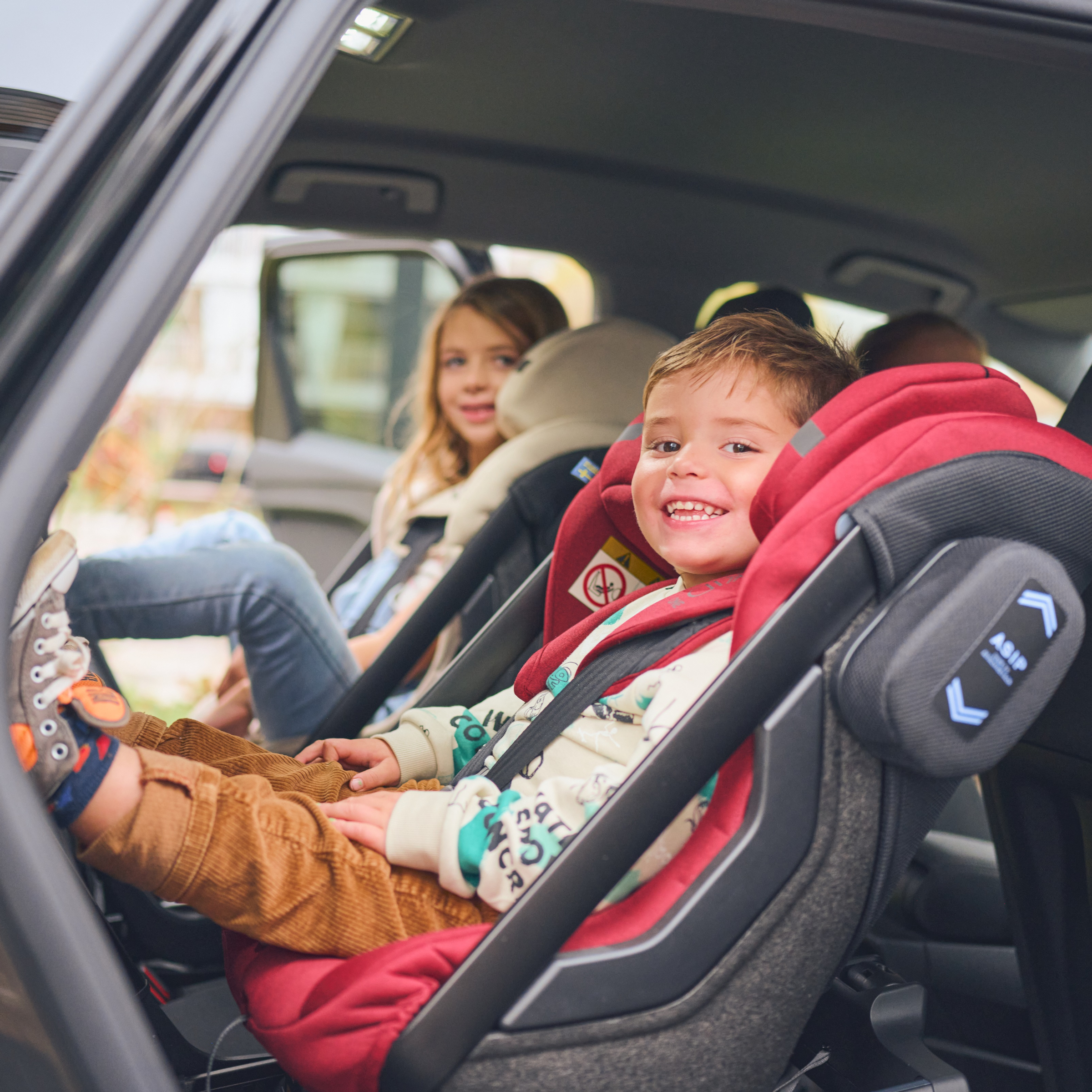 Autosedačky pro 2 děti - osobní konzultace