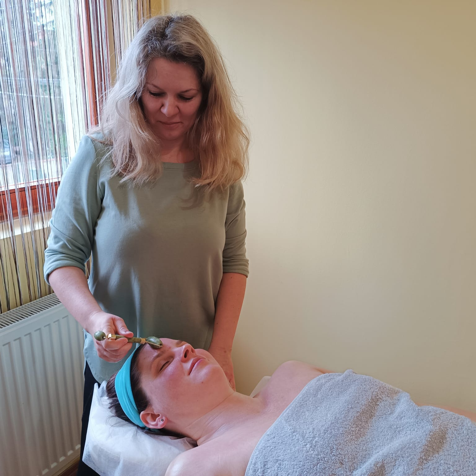 1 óra test masszázs + 30 perc arcmasszázs