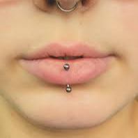 Labret vertical