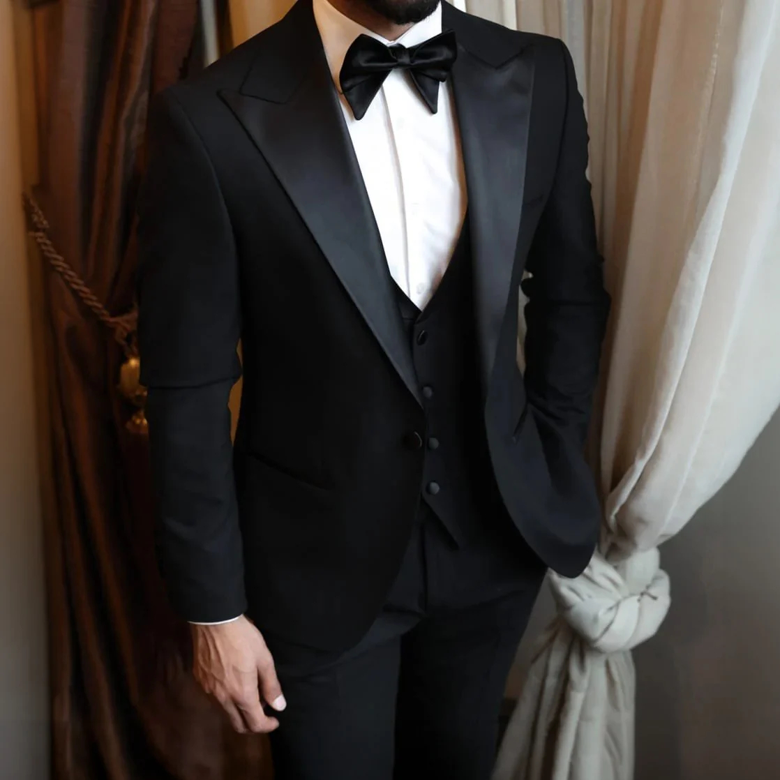 Černý smoking – BLACK TIE