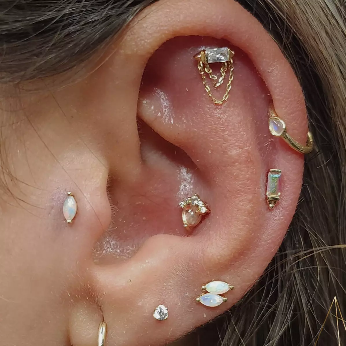 Perçage du cartilage d'oreille 14 ans et +