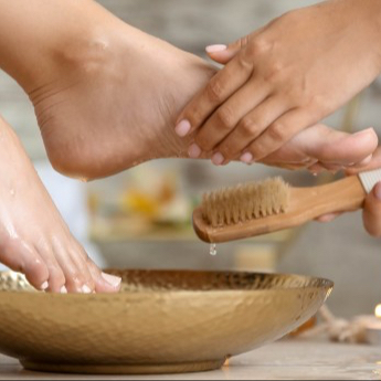 Pedikúra mokrá - bez lakování