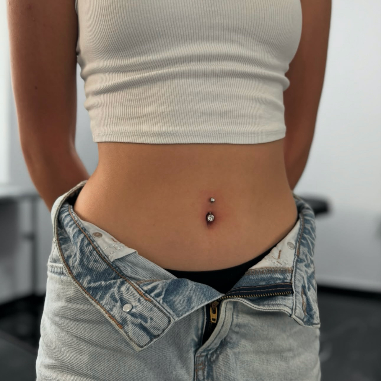 BELLY (břicho) = 10min