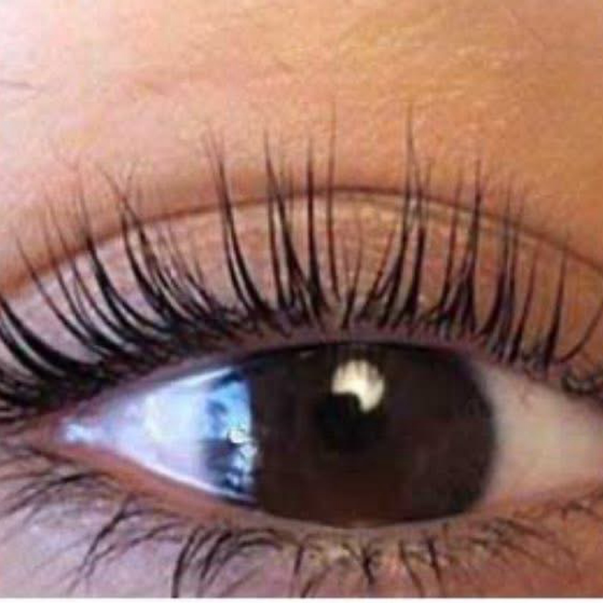 Lash lifting