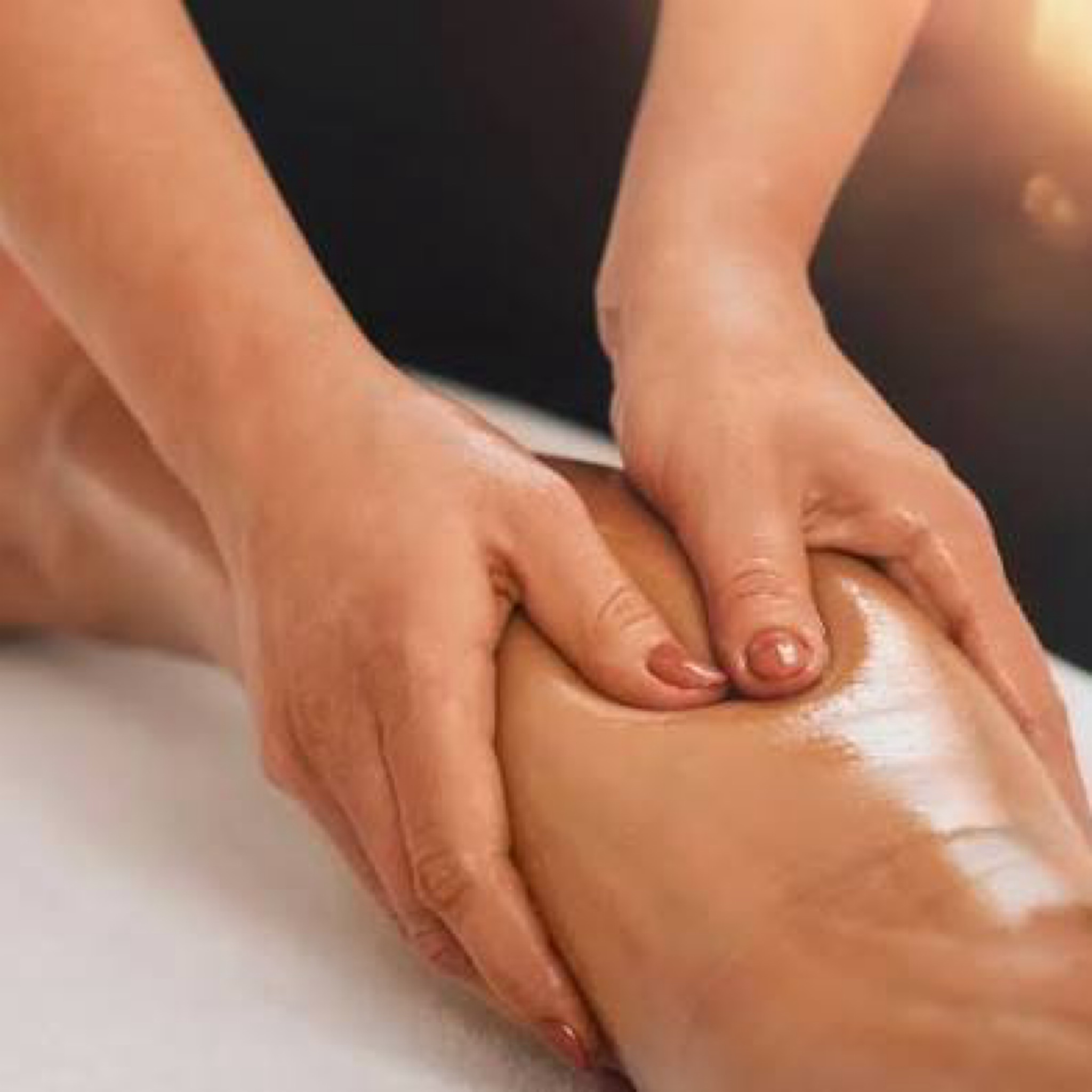 Massage, dos, nuque, jambes et bras