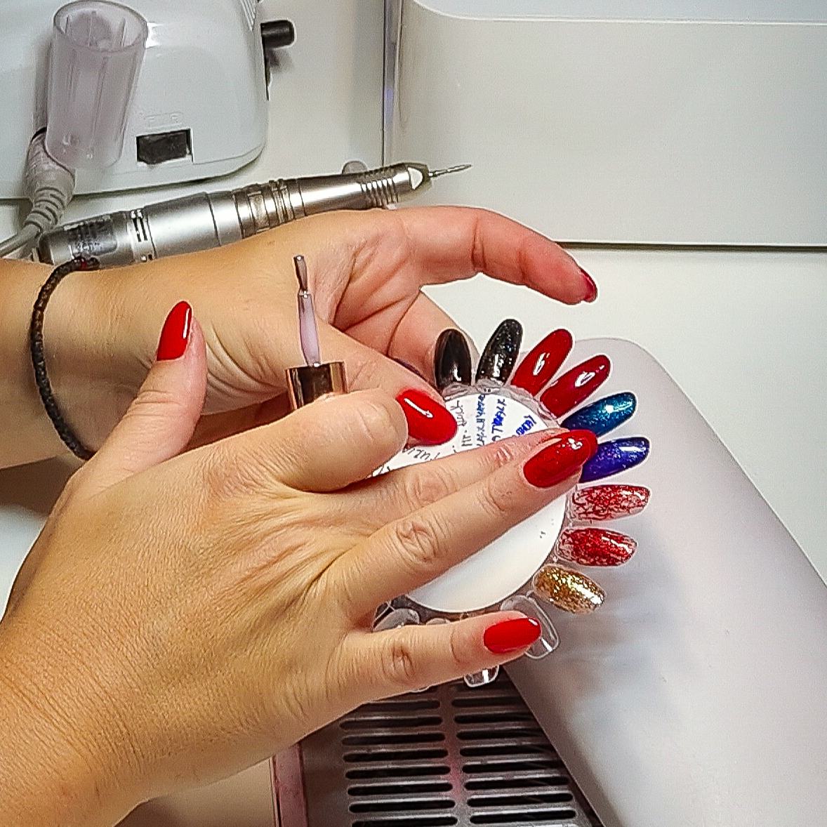 Manikúra - Nehty dlouhé