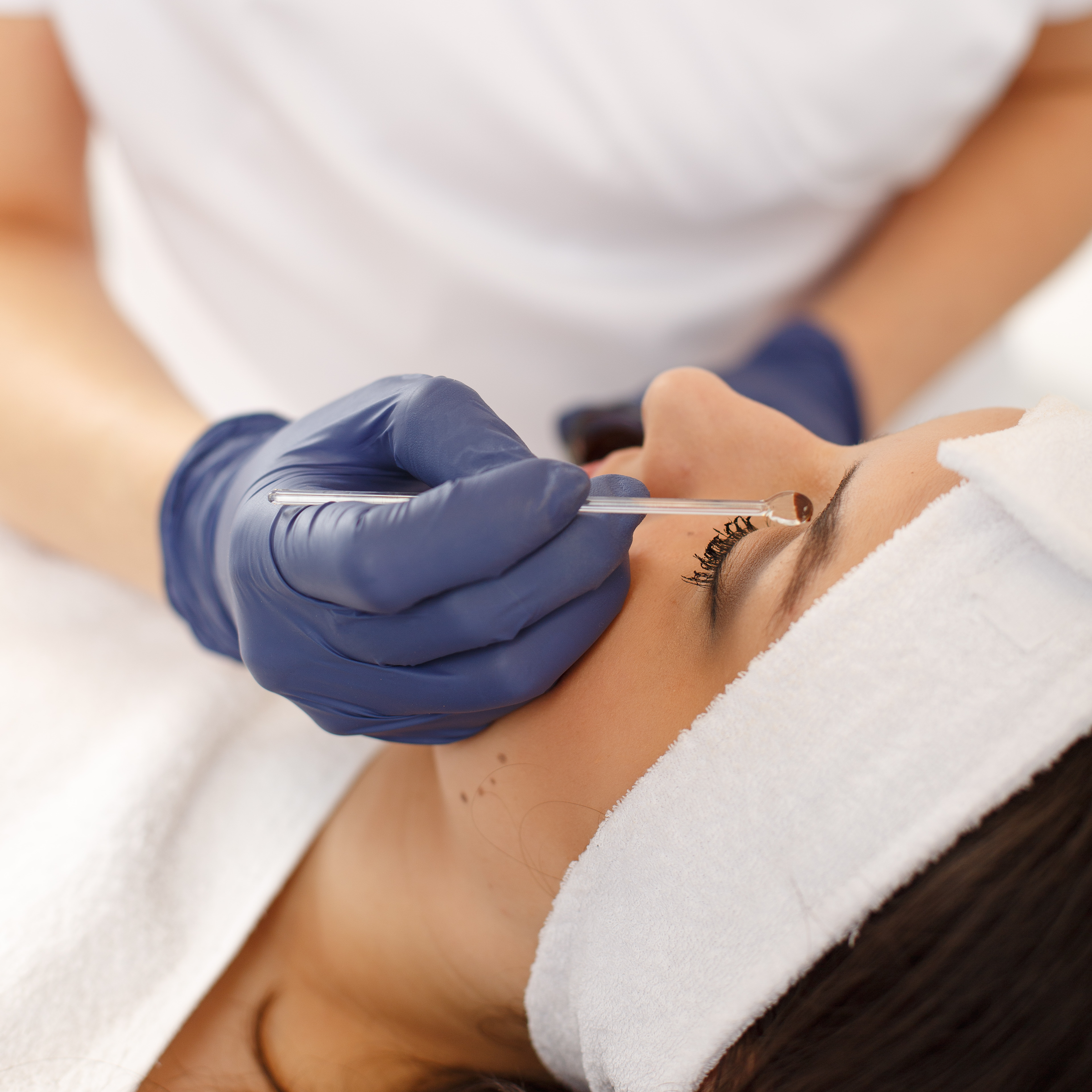 Henna brwi i rzęs z regulacją