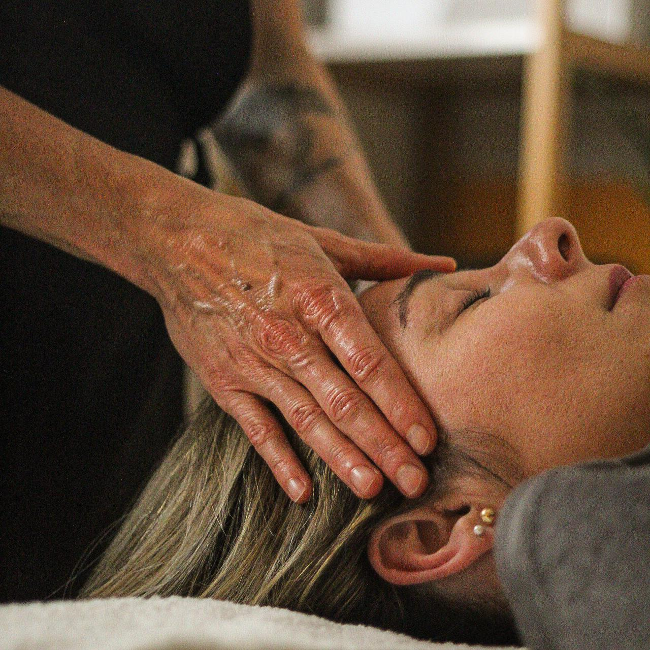 Massage thaï crânien