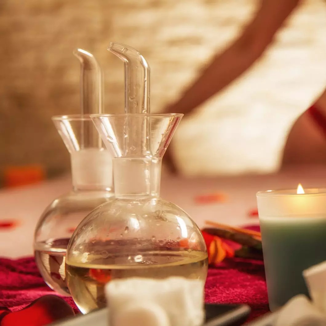 Živoucí masáž – energeticky nejsmyslnější 60min