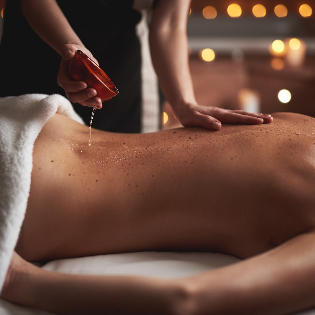 Antistresová relaxující masáž zad, šíje a hlavy 60 minut