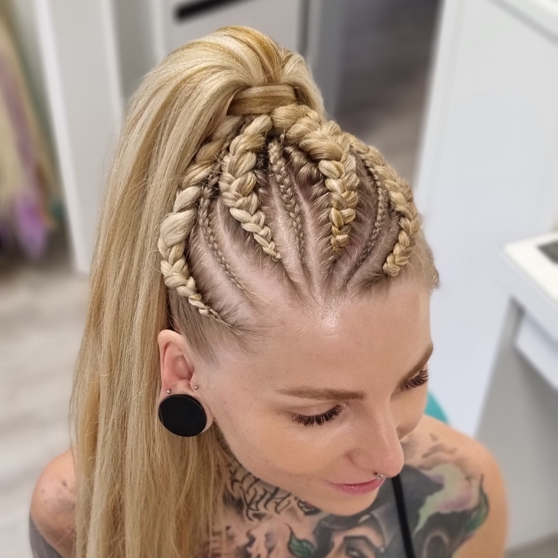 Vysoký culík 6 copánků + výplety