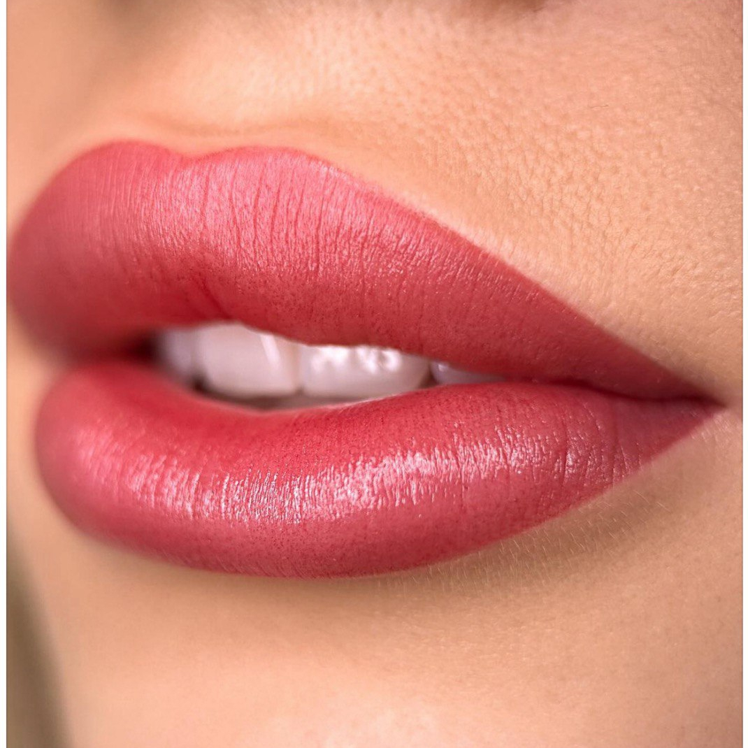 Permanentní make-up rtů  (Vedoucí master)