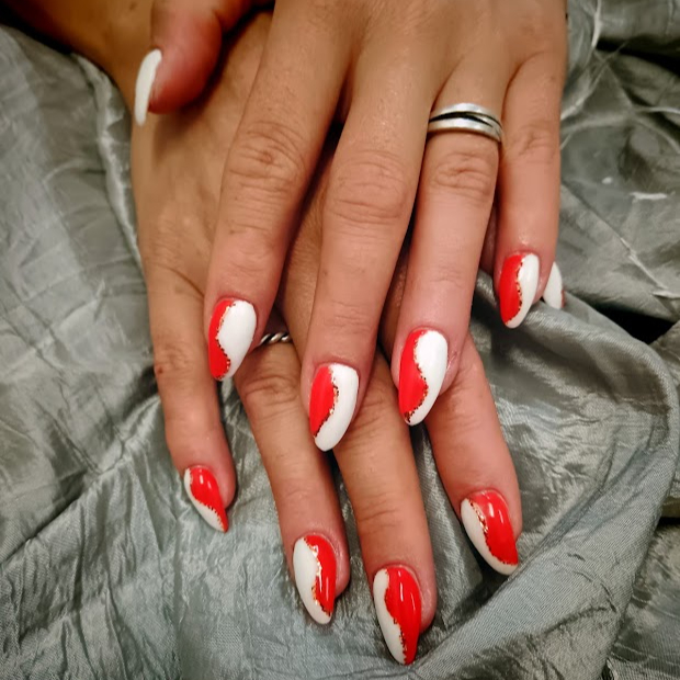 Nové gelové nehty