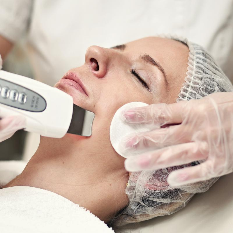 Základní kosmetické ošetření (Yellow rose)60min.