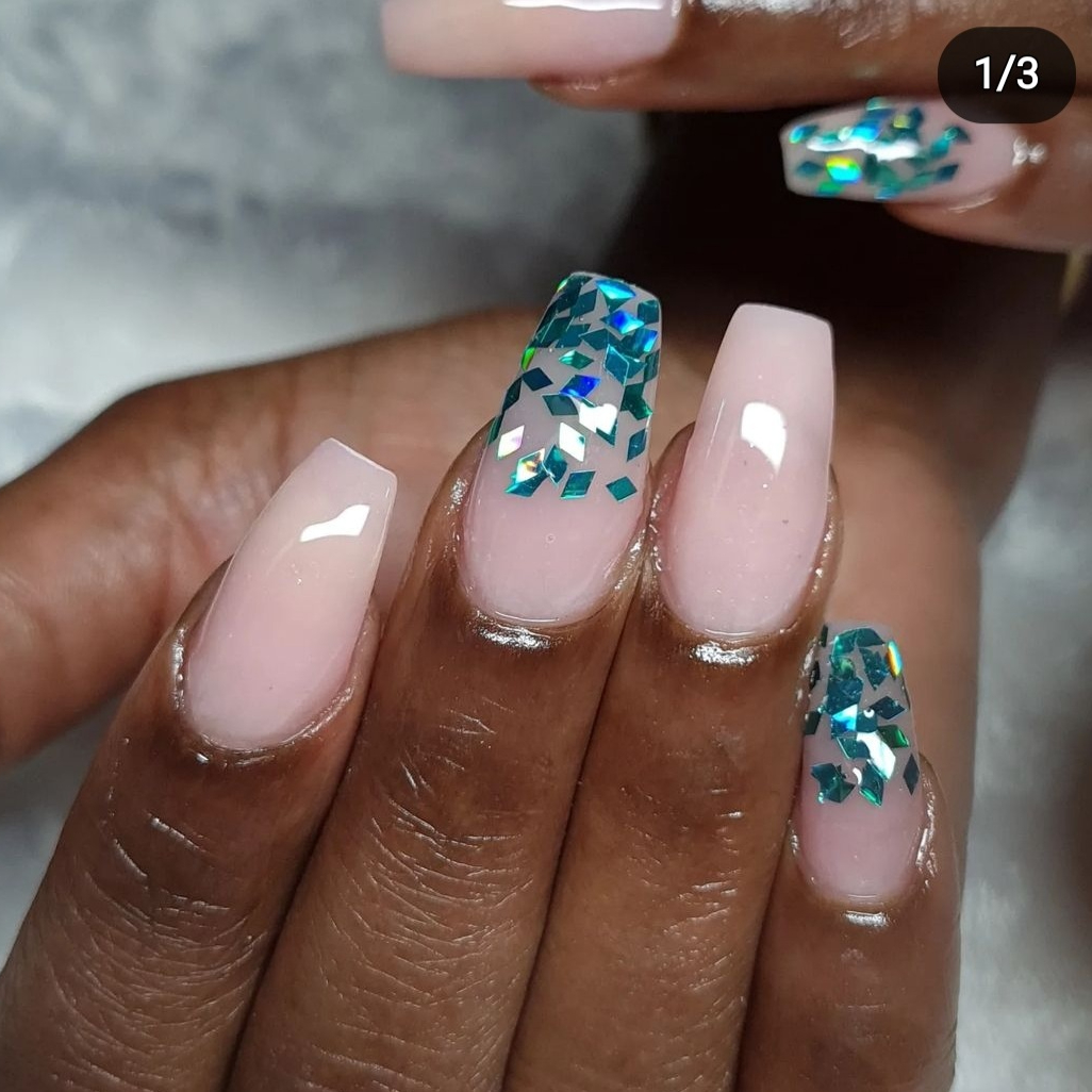 Nails Arts capsule
