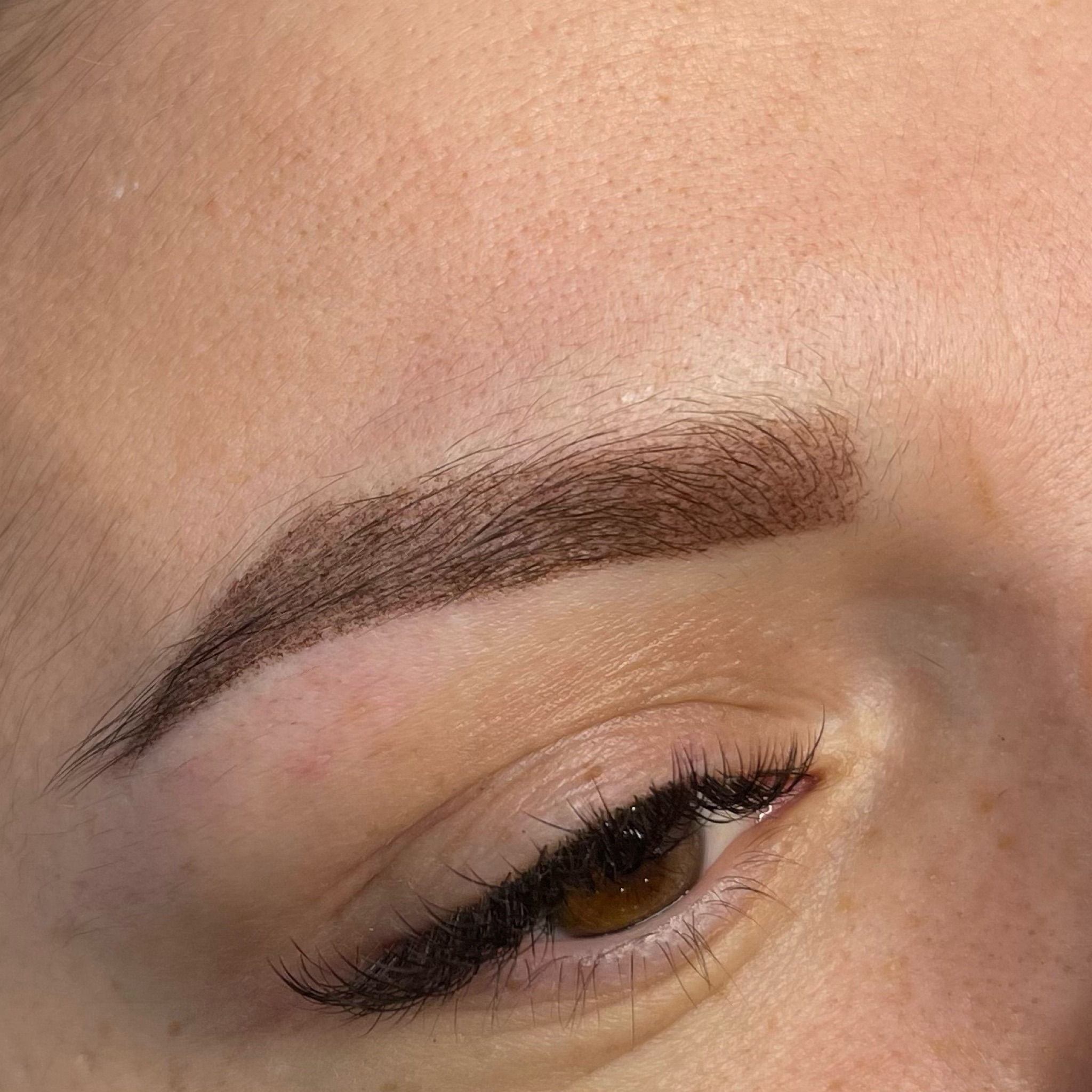Permanentní make-up obočí