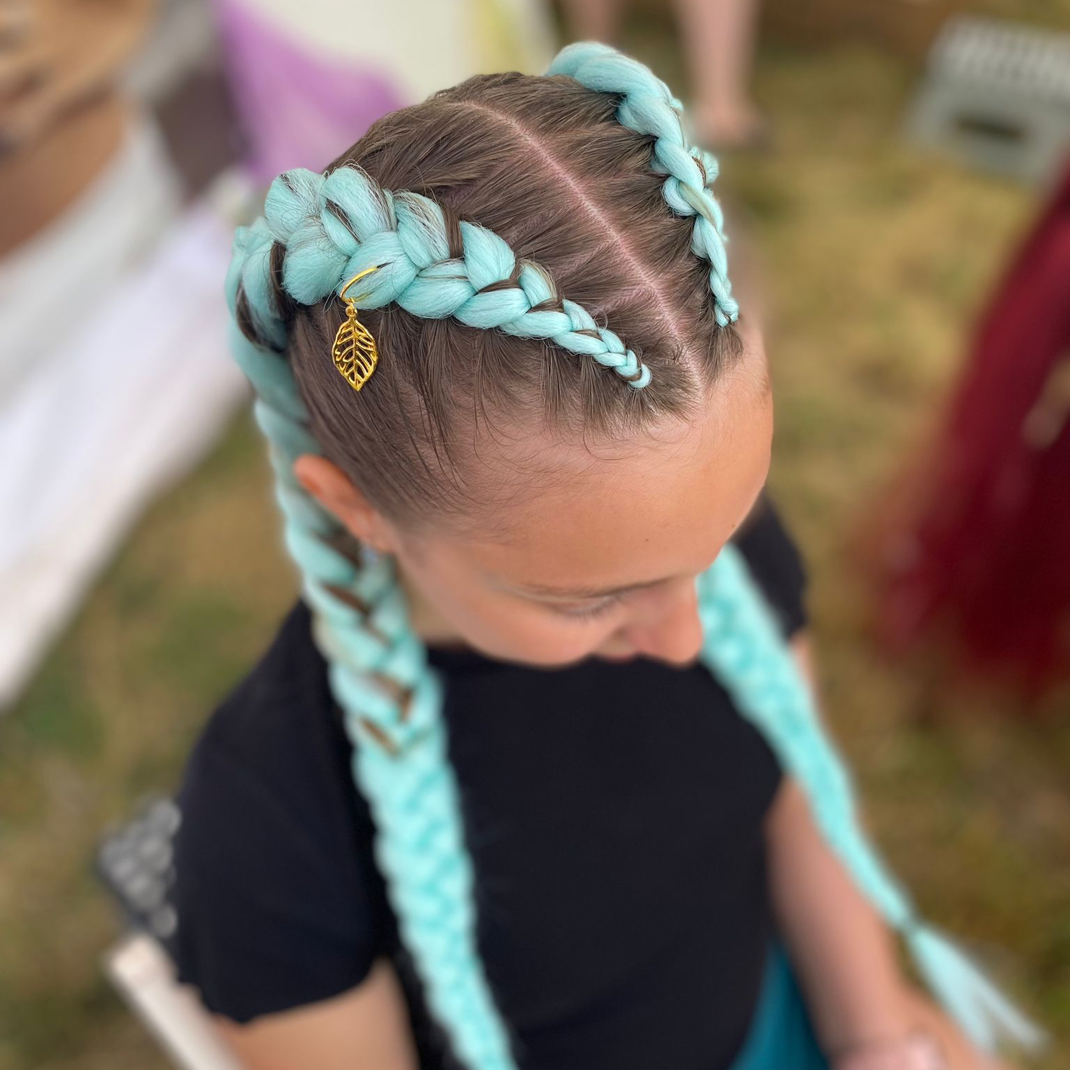 2 boxerské copánky