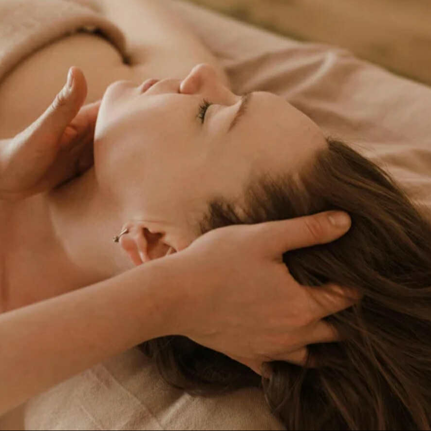 Thajská masáž teplým olejom a Indická hlava