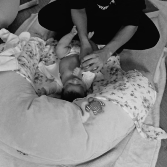 Massage Bébé deuxième séance 1h