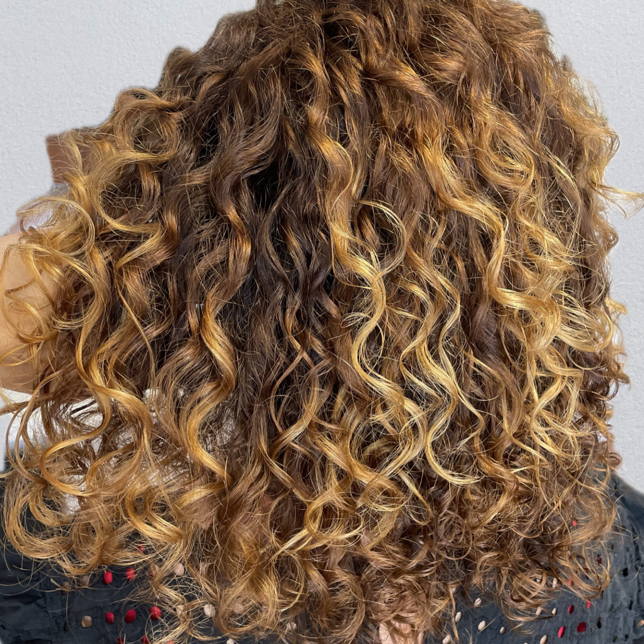 Kučeravé vlasy - umytie, výživa, styling