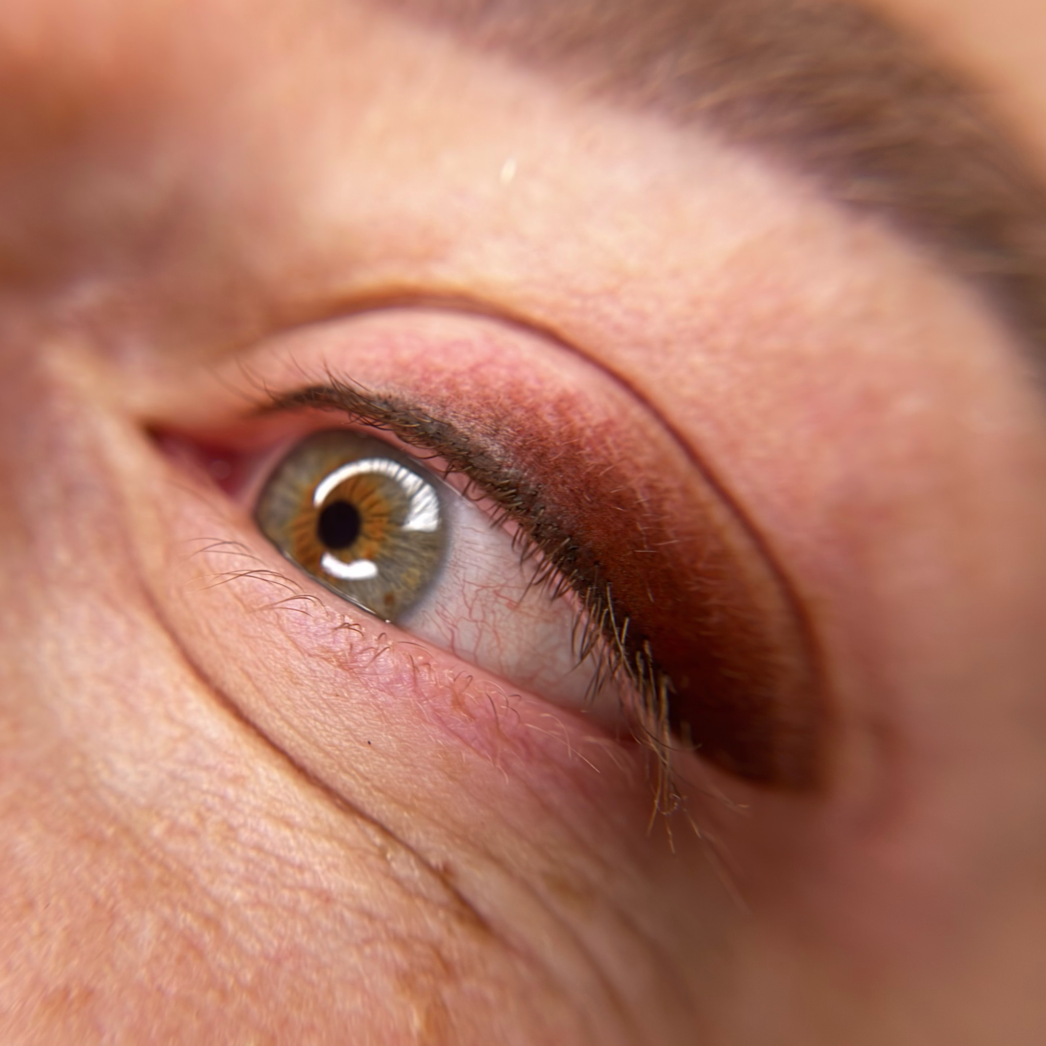 Stínované oční linky- 4500,-