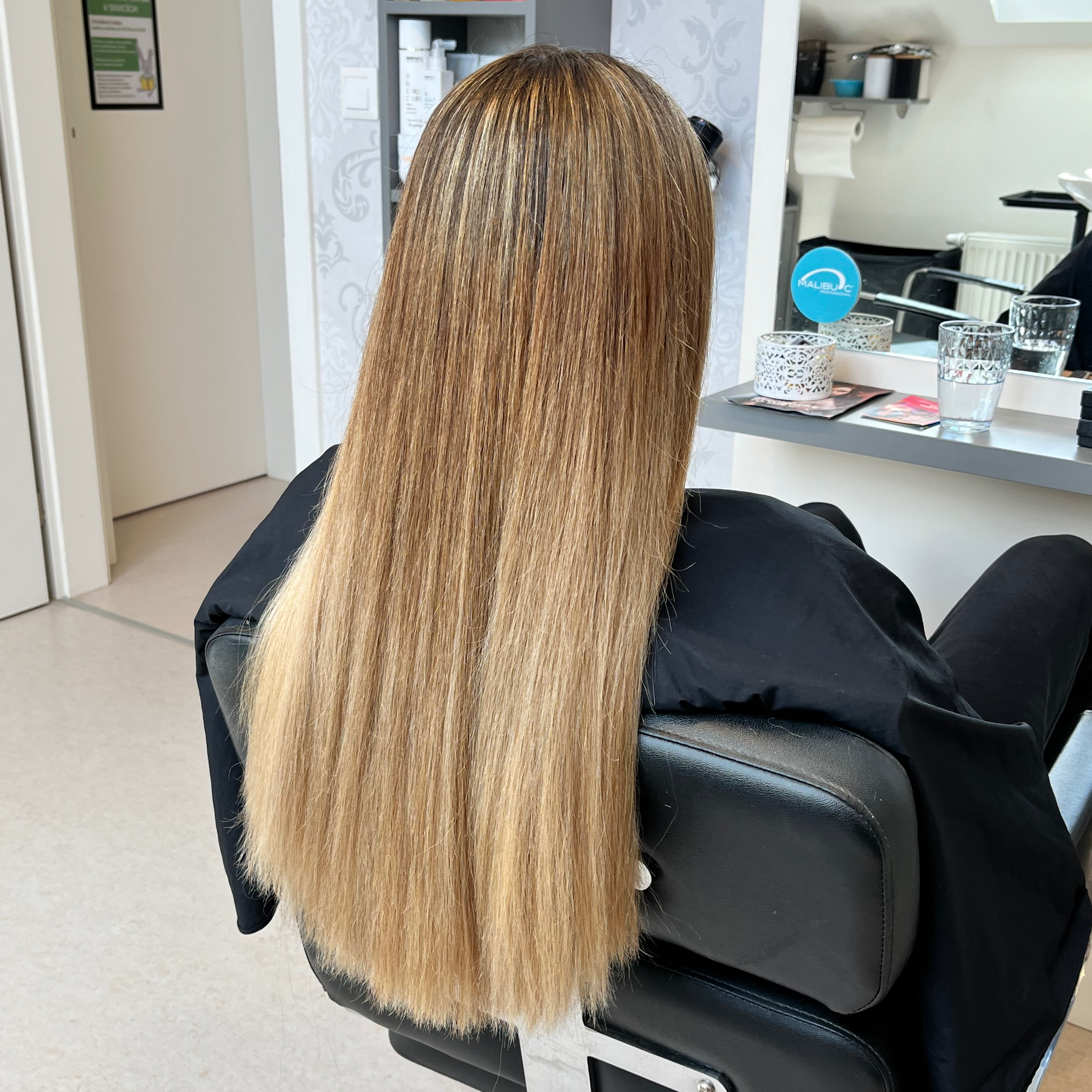 Prosvětlování vlasů, balayage aj. dlouhé vlasy