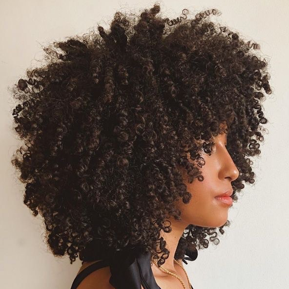 Shampoing + coupe + séchage diffuseur ( bouclé à crépus )
