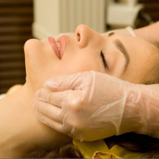 Drainage lymphatique du visage détox & éclat