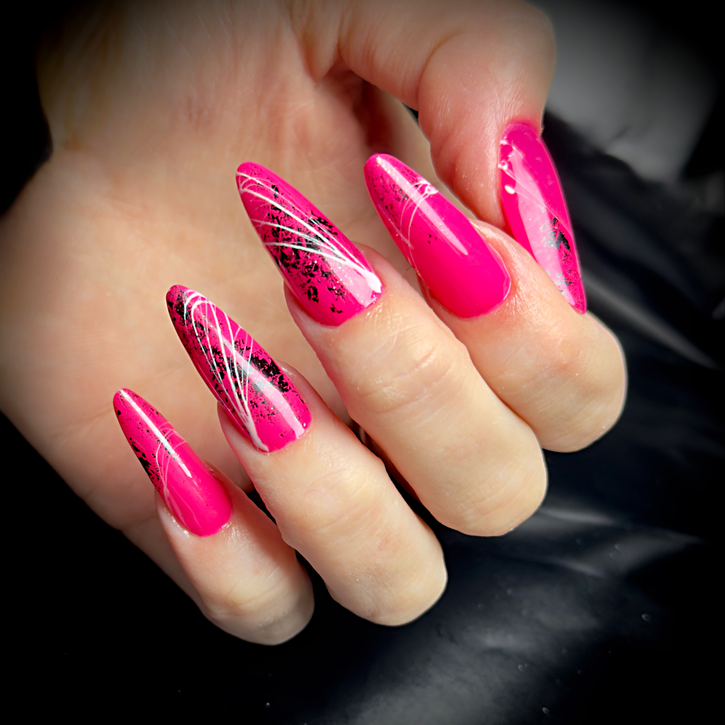 Nová nehtová modeláž vel. L