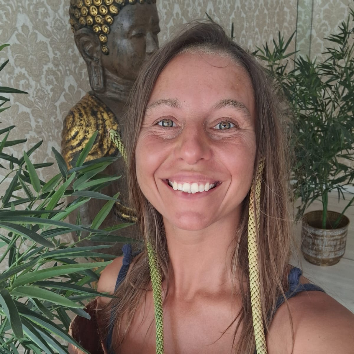 Sensual holistic massage 1 hour with ANDREA