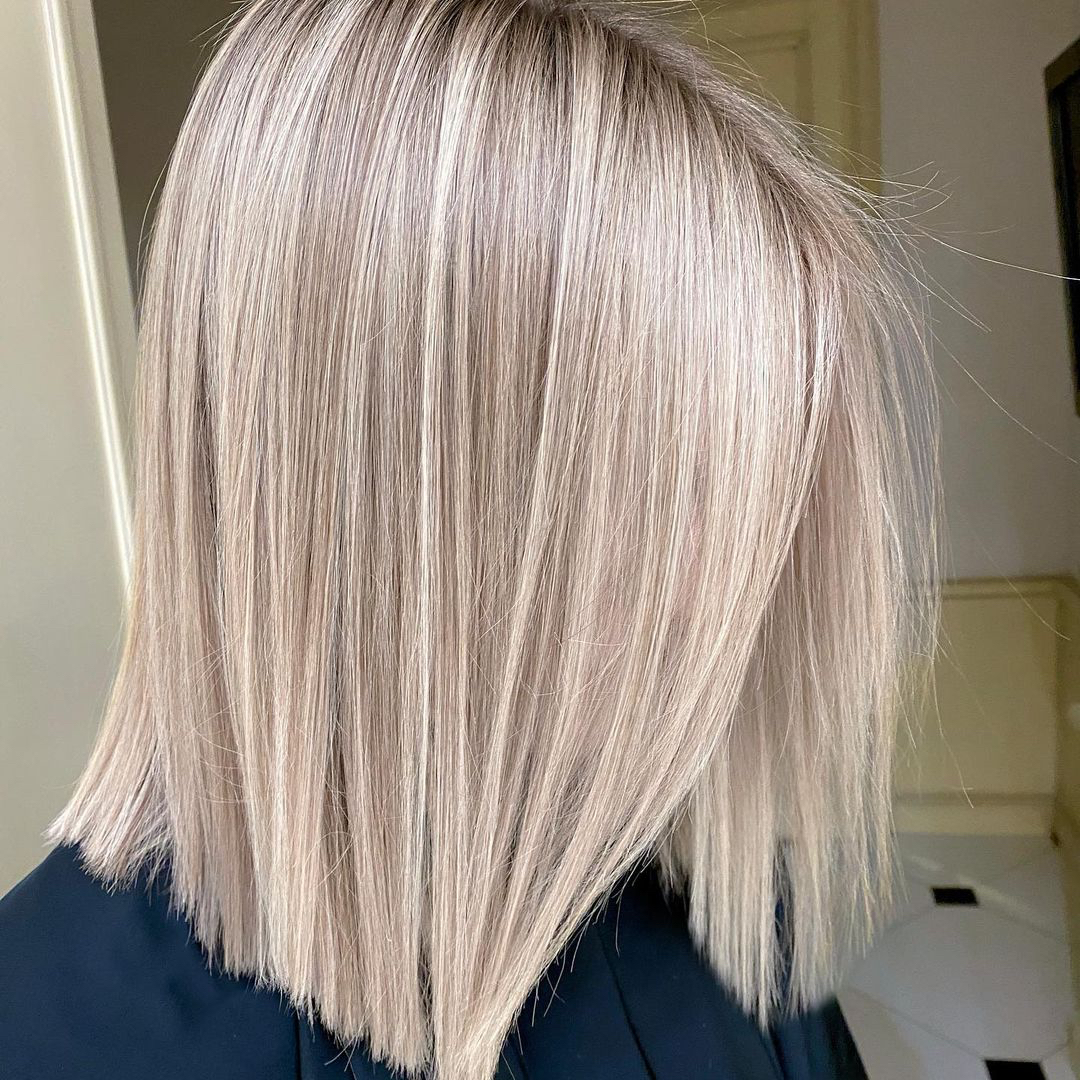 Dámský střih střední vlasy/Стрижка женская средняя длина