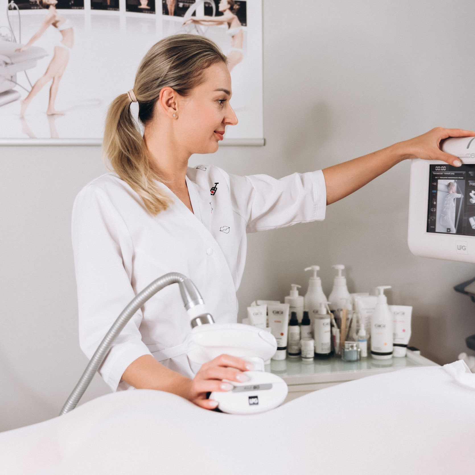 LPG Lipomassage (Muži/tělo)-full body + HIEMT PRO Bodyline