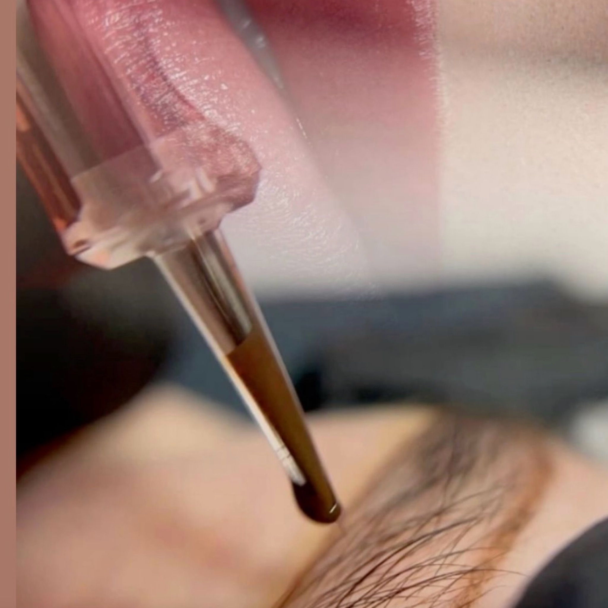 Refresh – Oživenie farby obočia alebo pier